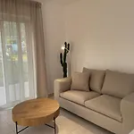 Einalia Homes