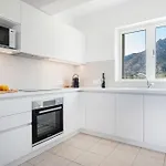 Einalia Homes