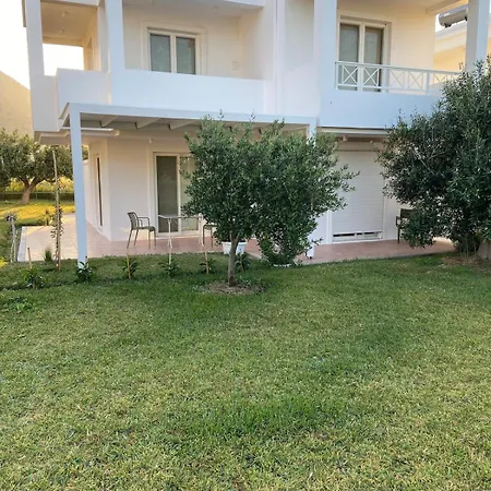 Einalia Homes *