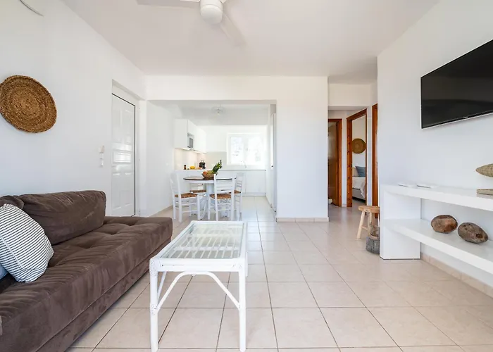 Einalia Homes بيت للعطل