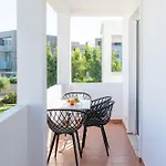 بيت للعطل Einalia Homes