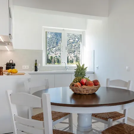 Einalia Homes Semesterbostad *